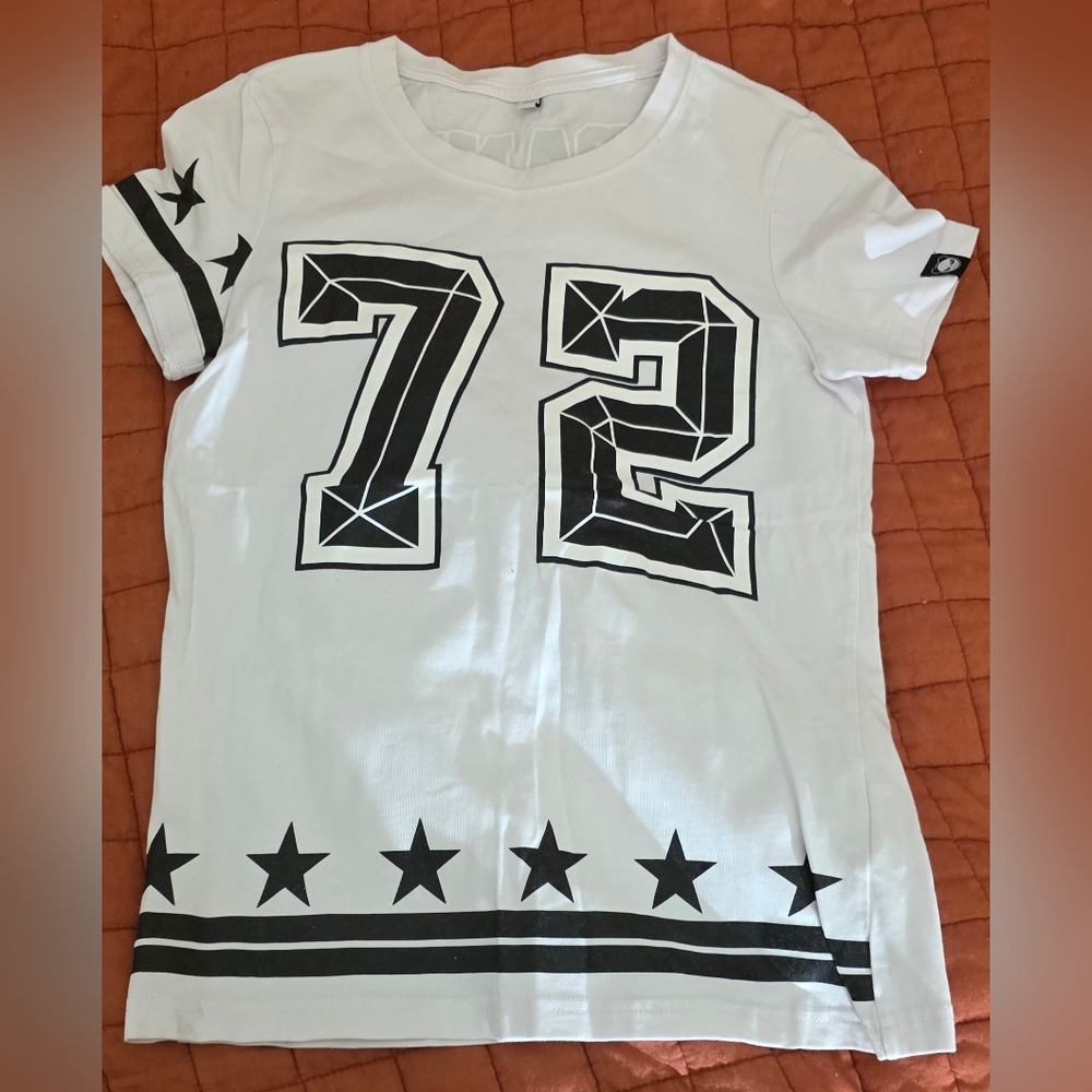 Tee